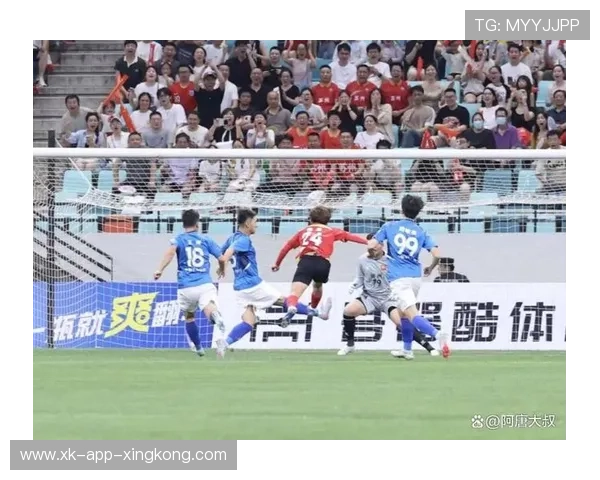 大学美式足球：百万现场观众创纪录